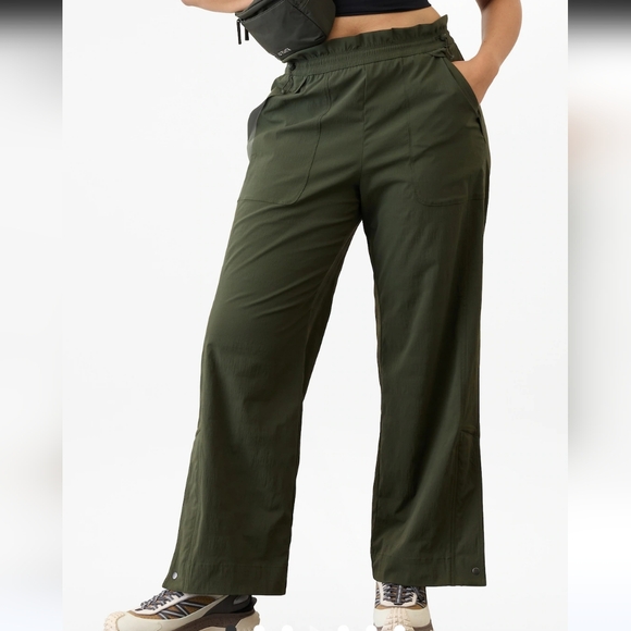Athleta Pants - Athleta Trekkie High Rise Parachute Pant Aspen Olive Sz 14